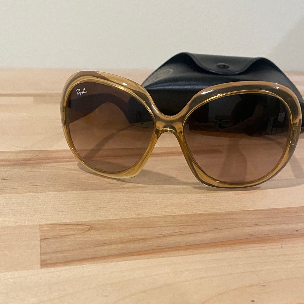 Ray-Ban Women's Amber Sunglasses